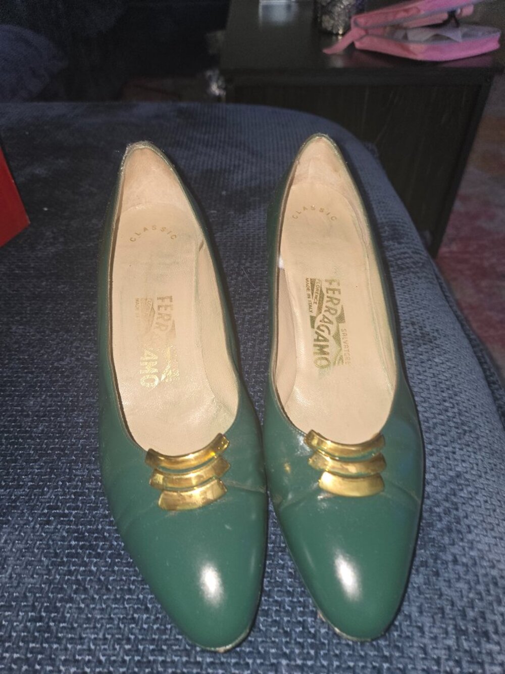 Vintage Salvatore Ferragamo Green Leather Pumps with Gold Accent